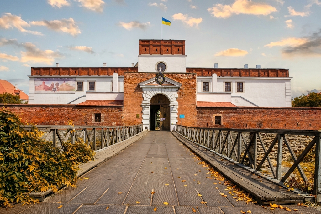 Волинські фортеці: історія за один день — корпоративна поїздка